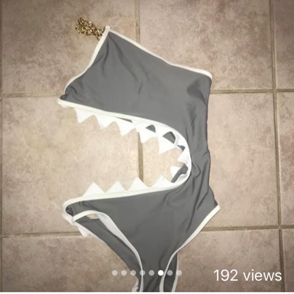 Bathing suit